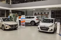 Toàn cảnh giá xe ô tô Việt Nam: Giảm triền miên vẫn "ế khách"