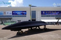 Trung Quốc phục sinh UAV siêu âm trinh sát WZ-8 với động cơ tên lửa Mỹ