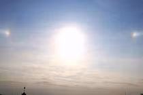 Kỳ thú cảnh 3 mặt trời xuất hiện cùng lúc liên tục