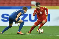 Cựu trung vệ Nguyễn Mạnh Dũng: Bóng đá Việt Nam còn dưới tầm Thái Lan