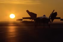 Trung Quốc tung video máy bay tàng hình J-20 chào mừng tết Nguyên Đán