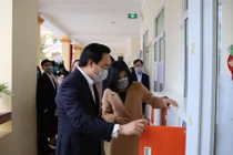 Bộ Y tế: Học sinh có thể trở lại trường sau khi tiêu độc, khử trùng lớp học