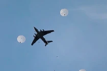 Video: Kiểm tra kết quả huấn luyện trung đoàn Đổ bộ Đường không Crimea năm 2021 