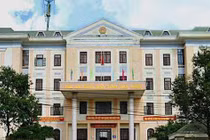 Chánh tòa hình sự cho nhiều bị cáo hưởng án treo trái quy định