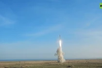 UAV Ukraine phá hủy 2 xuồng đổ bộ Raptor của quân đội Nga