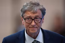 Bill Gates hối lỗi, khóc trước đám đông