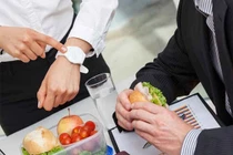 Thời gian tốt nhất để ăn sáng, trưa, tối