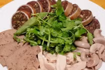 Món ăn bồi bổ từ nội tạng lợn