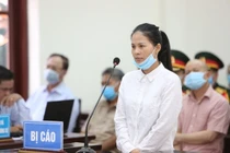 Nữ sinh được ‘cài’ làm giám đốc vụ cựu Thứ trưởng Nguyễn Văn Hiến