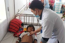 Bệnh nhi ngộ độc do ăn thịt cóc