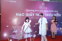 “Gấp Hạc giấy trao triệu niềm tin” vì giấc mơ trẻ thơ 