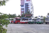 Ô tô kinh doanh vận tải hành khách được giảm 30% phí sử dụng đường bộ