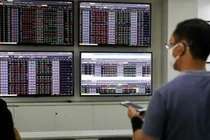 Dòng tiền trở lại giúp VN-Index tăng chạm mốc 1.290 điểm