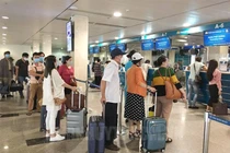 Hà Nội tạm dừng nhập cảnh hành khách tại sân bay Nội Bài