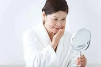 Phụ nữ tiền mãn kinh dễ bị viêm phụ khoa