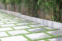 Chọn đá lát ở sân vườn