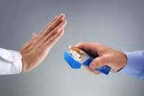 Bỏ tiền tỉ mua… bệnh tật