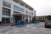 Thứ trưởng Nguyễn Trường Sơn: Đến 25 Tết có thể khống chế được ổ dịch tại Hải Dương, Quảng Ninh