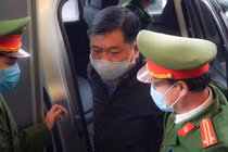 Hoãn phiên xét xử ông Đinh La Thăng trong vụ Ethanol Phú Thọ