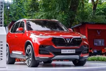 VinFast tặng tiền cho khách hàng phải chờ nhận xe