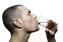 Thiếu nước cũng giảm khả năng “yêu”