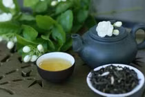 Lý do không nên uống trà ngay sau ăn cơm