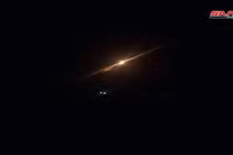 Không quân Israel không kích vào khu dân cư ở Hama, Syria