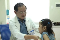 Trẻ bị viêm tai mũi họng vì nguyên nhân cha mẹ không ngờ tới