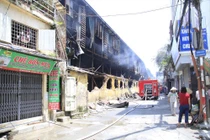 Vụ cháy nhà máy Rạng Đông: Khẳng định an toàn sao phải tẩy độc!