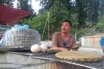 Thưởng thức bánh tam giác mạch – Món cứu đói trở thành đặc sản của Hà Giang