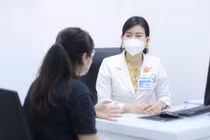 Lột da làm hồng quầng vú, cô gái bị tai biến nhiễm trùng