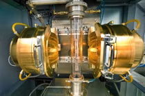 Vật liệu siêu dẫn- cuộc cách mạng trong giao thông và truyền tải điện