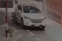 Đau lòng mẹ vô tình cán con nhỏ tử vong