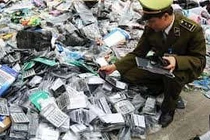 Yêu cầu loại bỏ cán bộ có biểu hiện biến chất trong chống buôn lậu và gian lận thương mại 