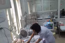 Viêm não lại nhầm với sốt virus