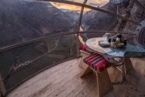 Một khách sạn ở Peru cũng xây dựng ngay giữa kỳ quan và được ca ngợi hết lời, còn nhà nghỉ ở Mã Pì Lèng lại bị tẩy chay dữ dội: Nhìn những hình ảnh này bạn sẽ có câu trả lời!