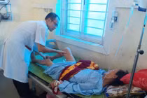 Thay khớp háng cho bệnh nhân ngay tại vùng núi