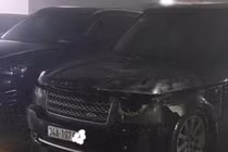 Range Rover dưới hầm Tràng Tiền Plaza: Tắt máy nằm im sao vẫn chập cháy?