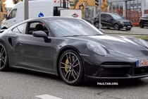 Cận cảnh Porsche 911 Turbo S 2020 chờ ngày ra mắt thế giới
