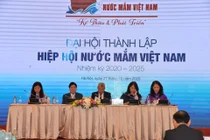  Lạ lùng hai hiệp hội nước mắm ra đời cùng một ngày