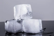 Làm đông đá nhanh