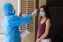 Chuyển từ kiểm soát số ca nhiễm Covid-19 sang kiểm soát ca nhập viện có nguy cơ cao 