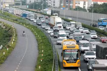 Bộ GTVT đề nghị kéo dài thời hạn giảm phí đường bộ thêm 6 tháng