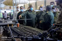 Iran bàn giao hàng loạt vũ khí hiện đại cho quân đội