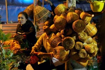 Những điều không nên làm khi cầu may ở chợ Viềng đầu năm?