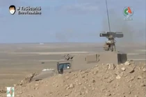 Video hiếm về cảnh quân đội Algeria diễn tập sẵn sàng chiến đấu