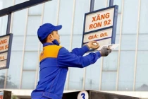 Giá xăng tăng lần đầu tiên sau 5 tháng