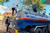 Khó kiểm soát xăng dầu giả