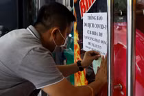 Người Sài Gòn được kêu gọi 'sống khác trong hai tuần'