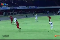 Tiến Linh nâng tỷ số lên 3-0